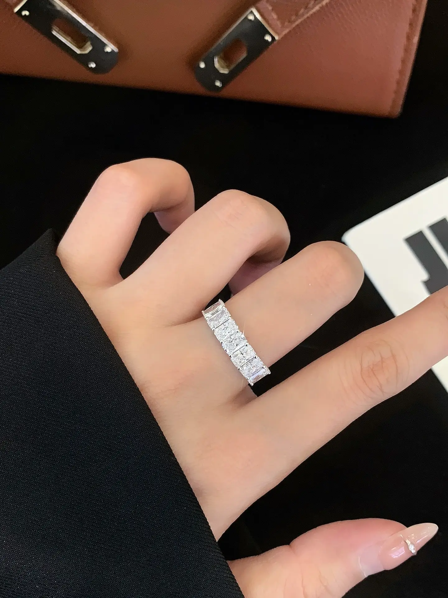 Comfortable Jewelery Company 3