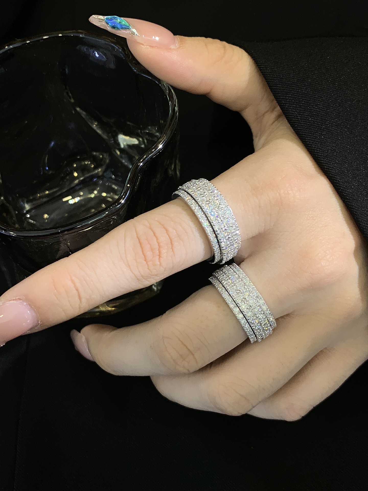 Custom-Designed Hip-Hop Iced-out Sterling Silver 925 Men′s High-End Rotary Jewelry Moissanite and Diamond Ring 4