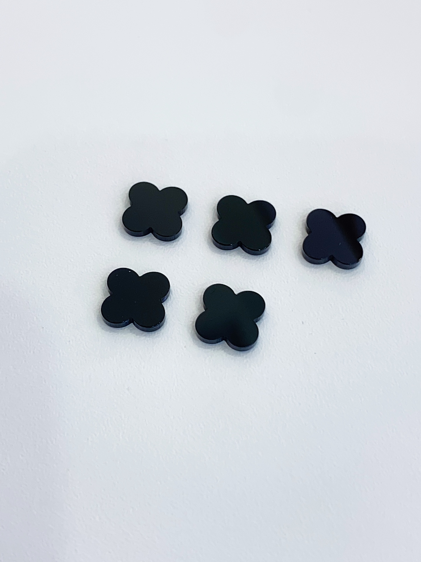 20mm Top Quality Natura White MOP Tiger Eye Turquoise blue Black Red Agate Lucky Four Leaf Clover Loose Bead for DIY Jewelry 9