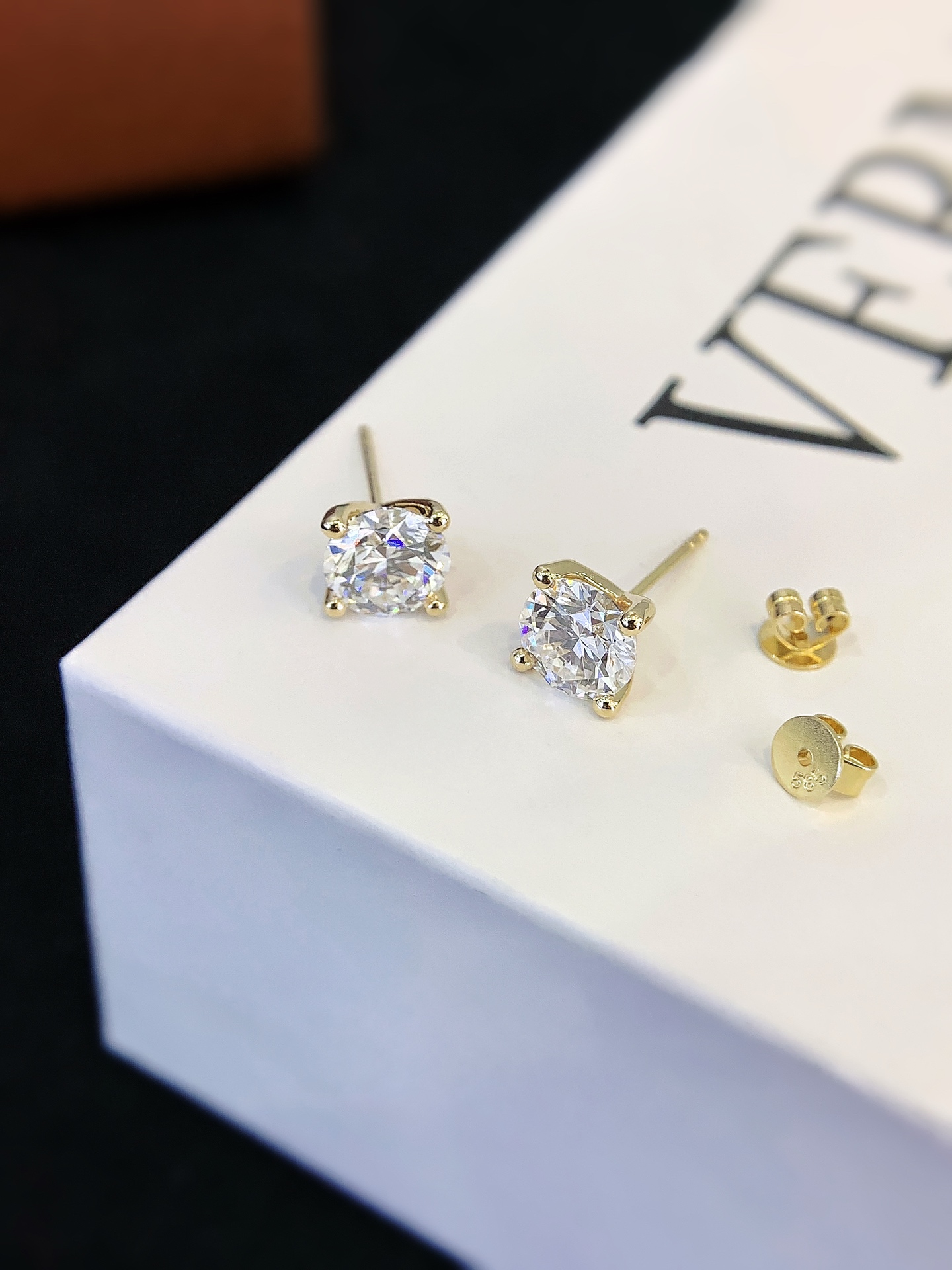 3.07ct Round Lab Grown Diamond Certified Stud Earring Classic Four Claw 14K Yellow Gold Diamond Earrings 3