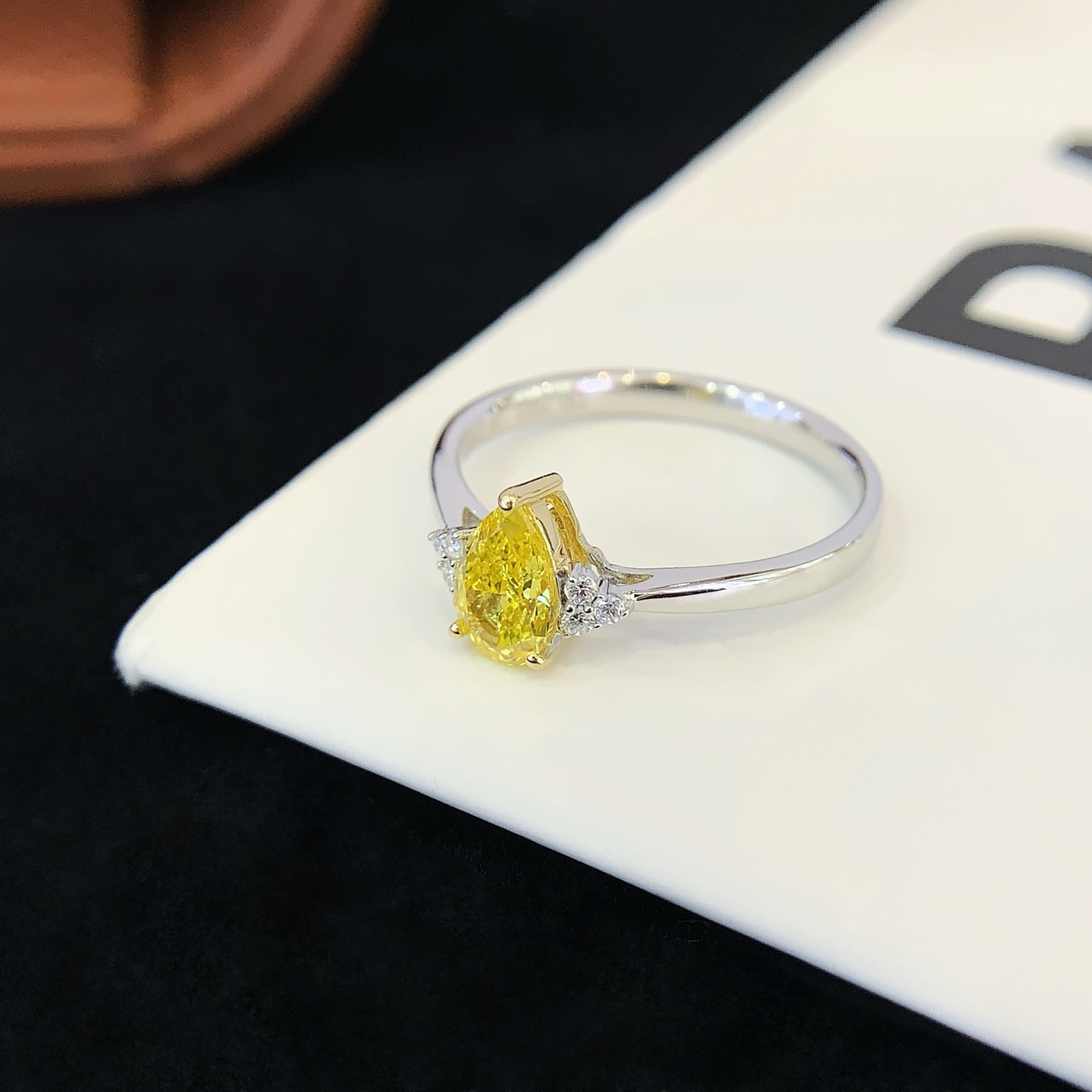 Classic Single Yellow Diamond Ring with Solitaire Setting Classic Single Yellow Diamond Ring 6