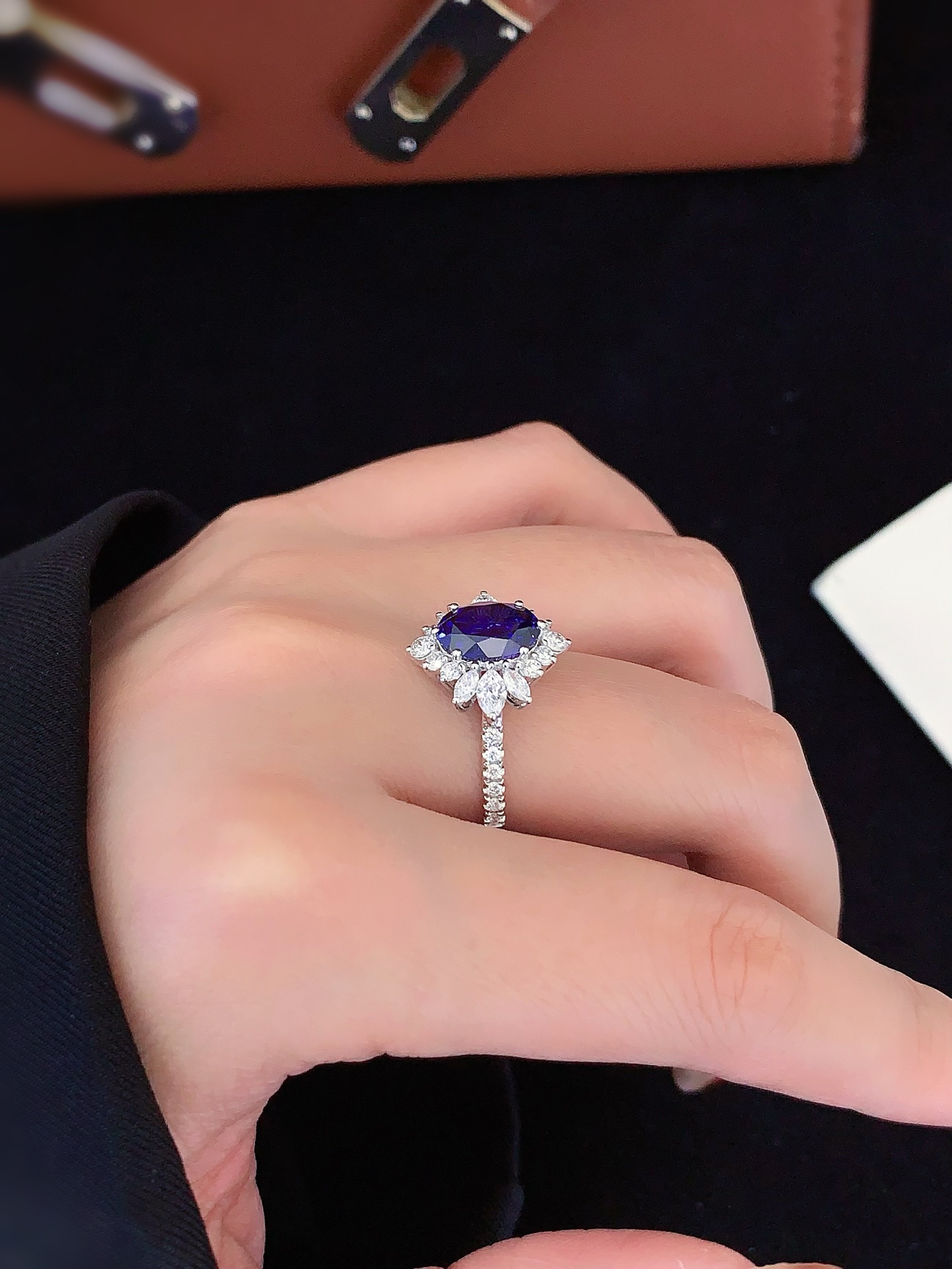 Princess Diana Ring, 5.40ct Lab-Grown Blue Sapphire Rings for Women, Halo Ring in 18K White Real Gold, Sapphire Engagement Rings for Women 3