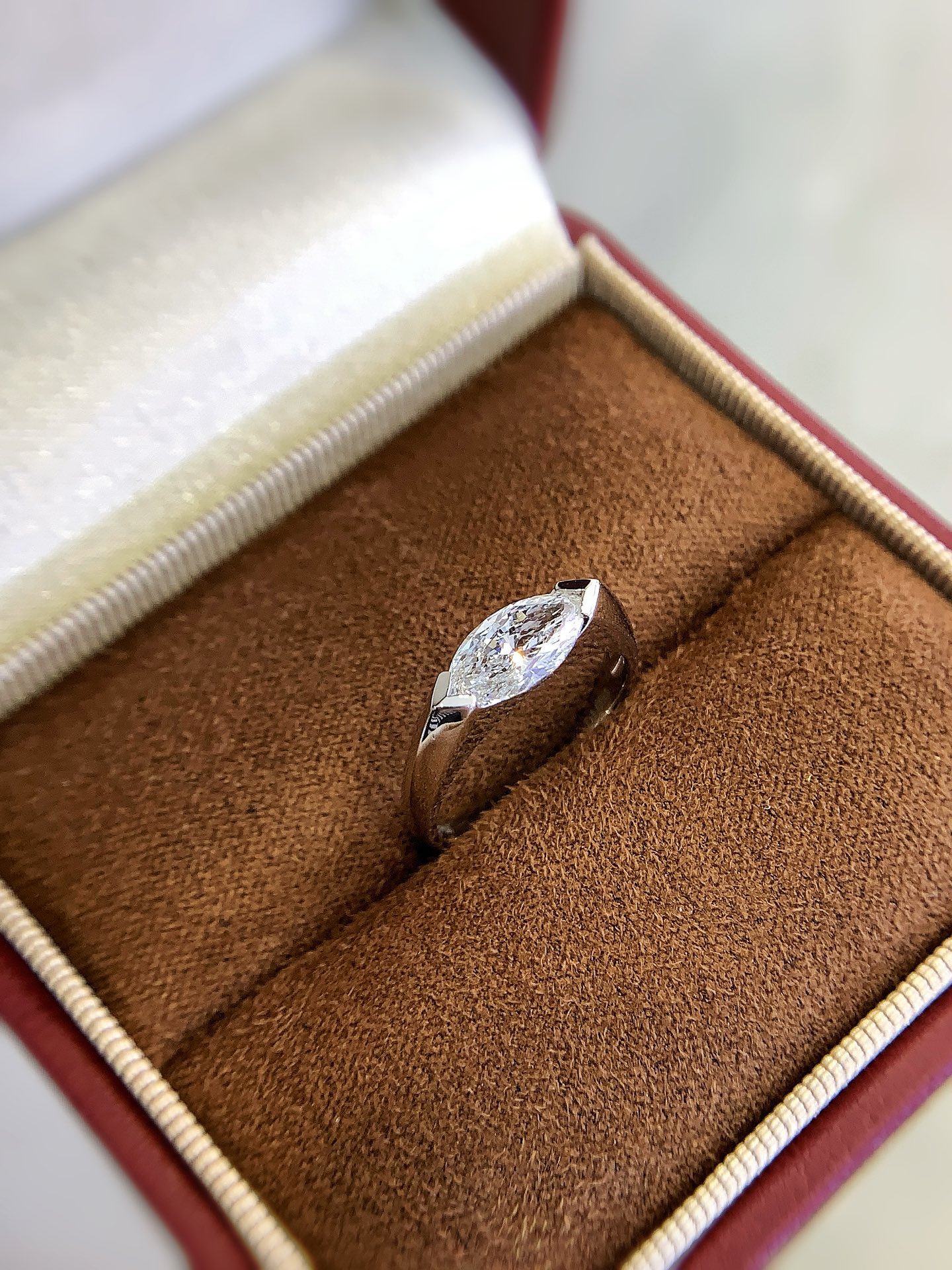 PT950 Marquise Cut Lab Grown Diamond Engagement Ring Solitaire Luxury Unisex Wedding Gift