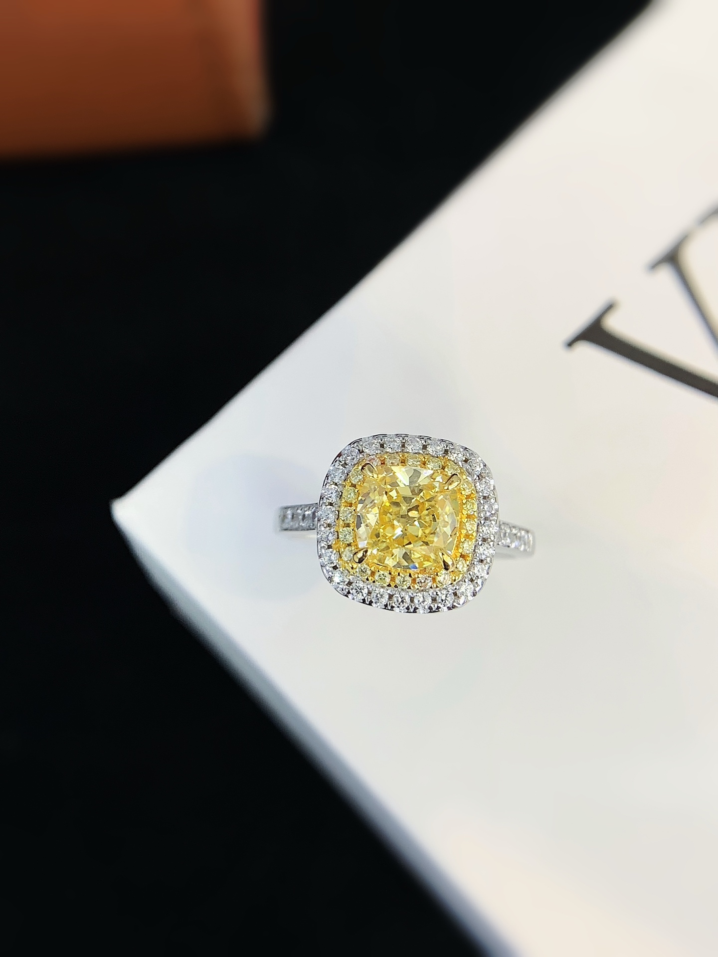 S925 Pure Silver Yellow Lab Gems Luxury square Bag Full Diamond Ring e Flower Cutting Cushion Cutting Engagement Ring for Women 5
