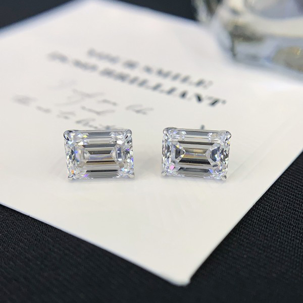 10K gold Lab diamond Emerald cut Simple Design Diamond Earring Stud girls Fine jewelry 3
