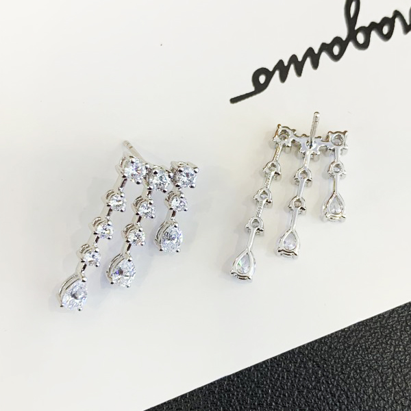 Bridesmaids Long Chandelier Design Women  Wedding 18k Drop Earrings  with Round Pear cut lab diamond 2