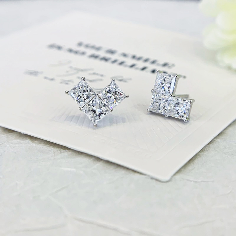 OEM Custom 3 Stone Diamond Earrings Lab Created Diamond Earrings in 14K White Gold Stud Earrings 5