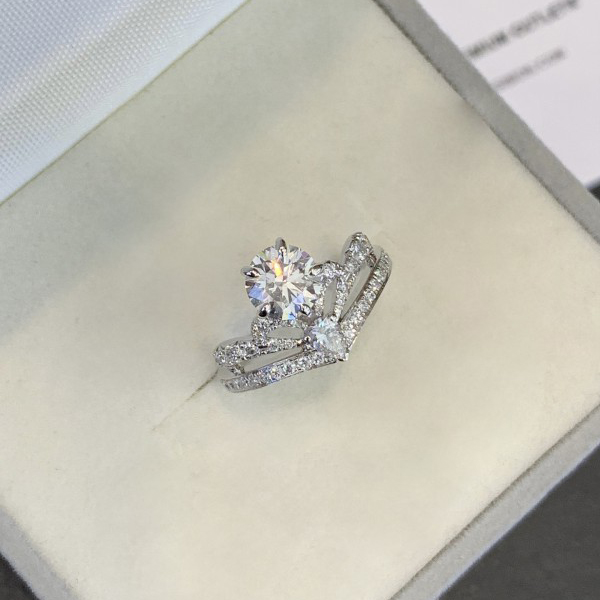 Delicate Double Sparkle Crown Design Lab-Grown Diamond Engagement Wedding Ring