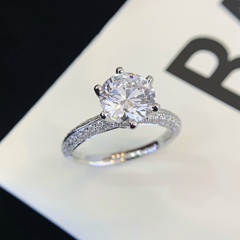 18K 2.17ct Crown lab diamond wedding ring