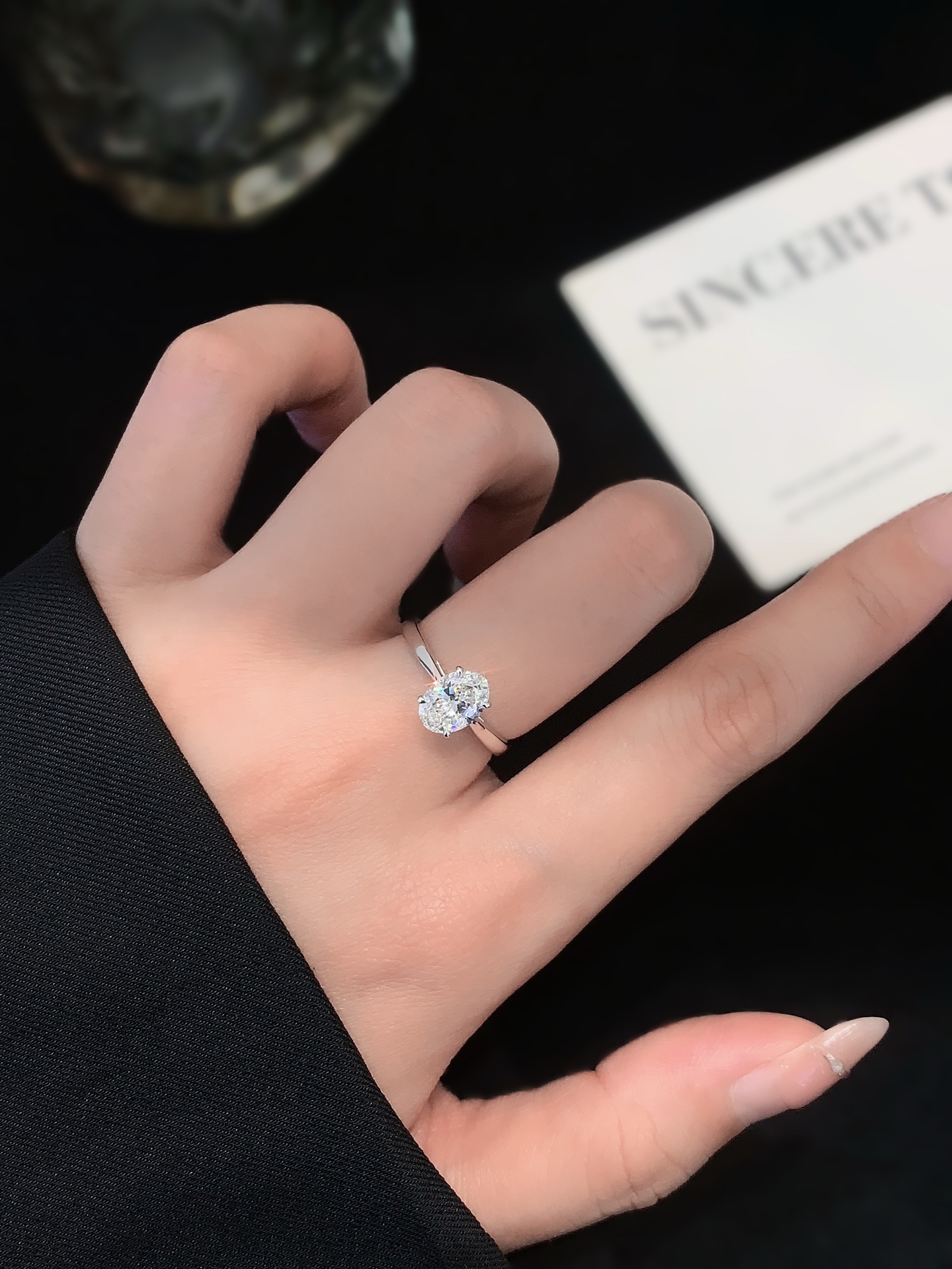 Trendy 14k 18k White Gold Rings for Women 1.05ct Oval Cut Lab Diamond Solitaire Ring Engagement Wedding Band 4
