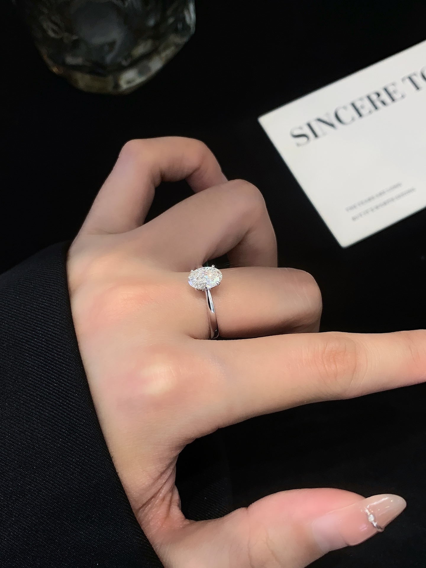 Trendy 14k 18k White Gold Rings for Women 1.05ct Oval Cut Lab Diamond Solitaire Ring Engagement Wedding Band 7