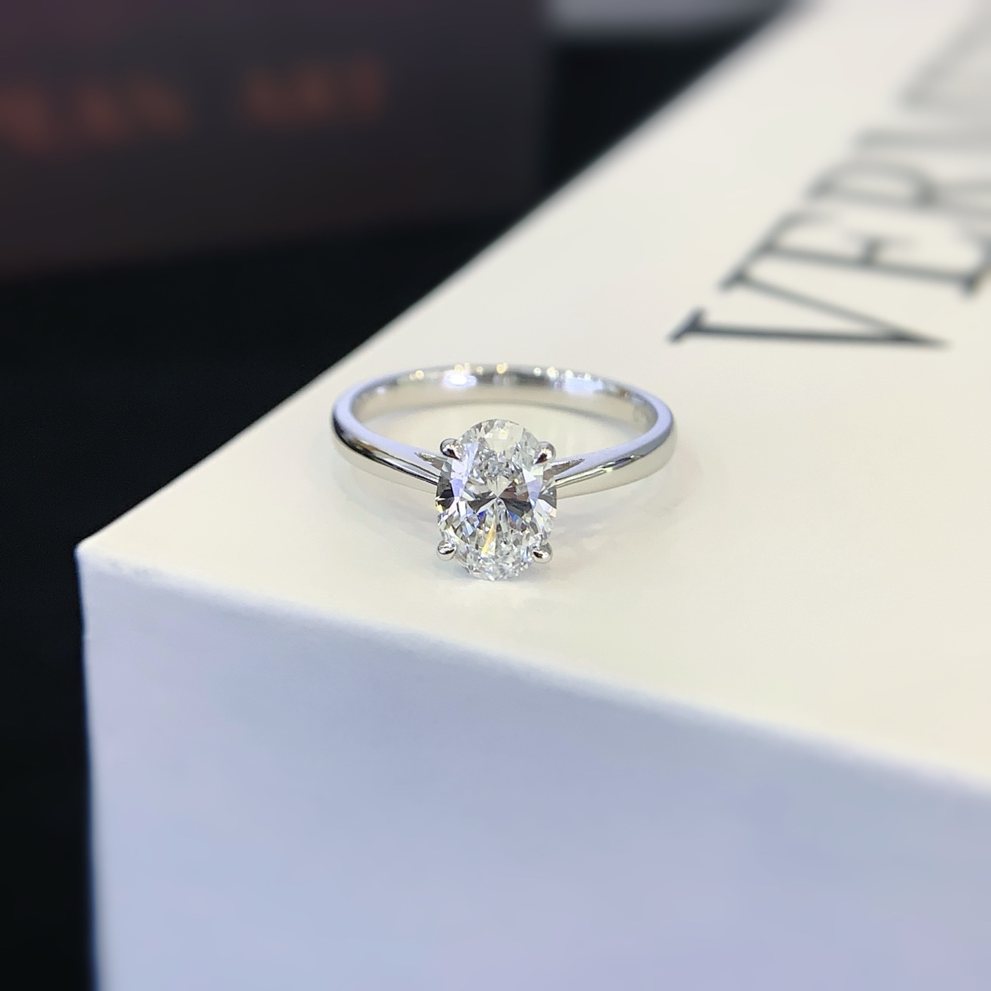 Trendy 14k 18k White Gold Rings for Women 1.05ct Oval Cut Lab Diamond Solitaire Ring Engagement Wedding Band
