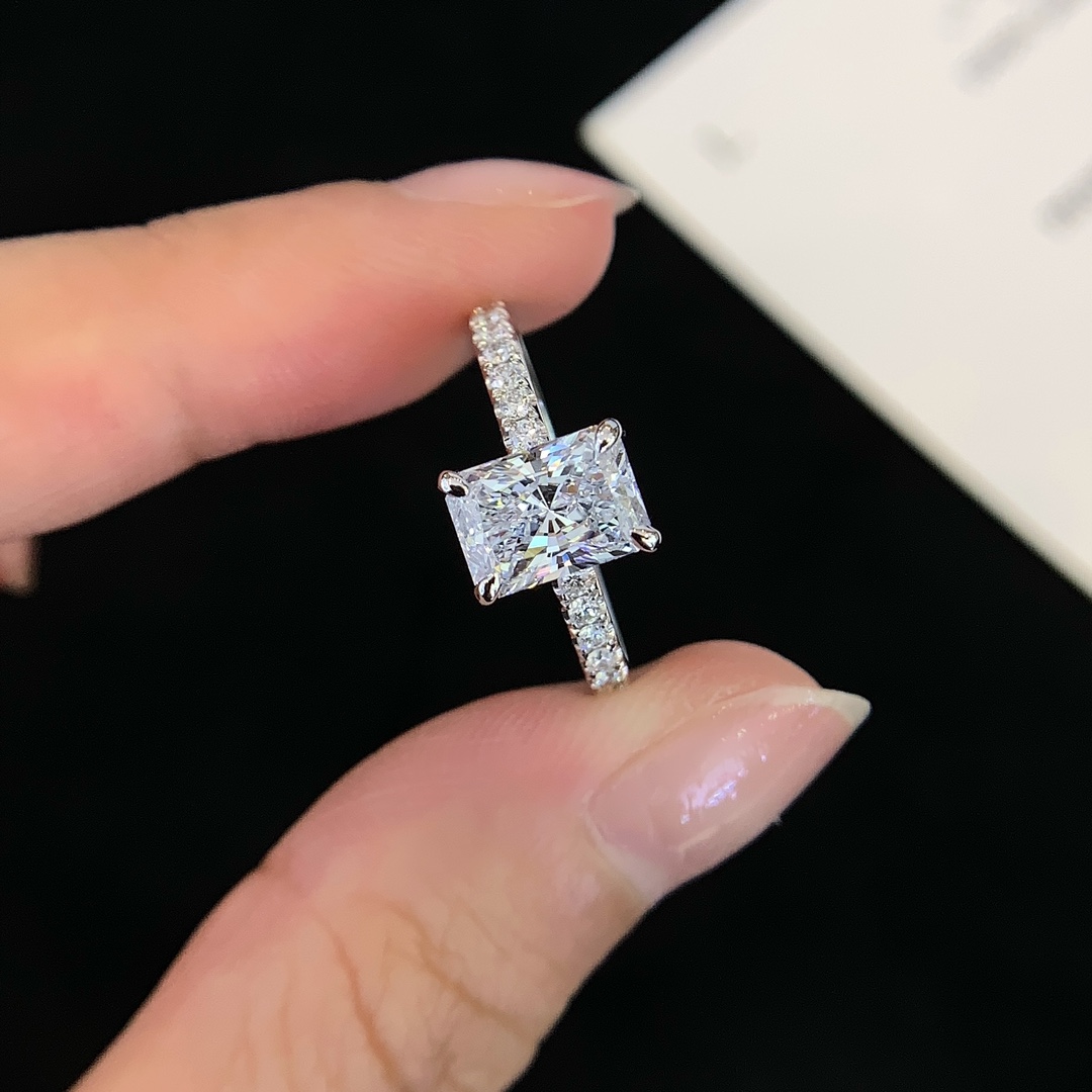 1.27ct Radiant Crushed Ice Cut Diamond Rings 18k White Gold Fine Jewelry Radiant Cut Lab Diamond Ring