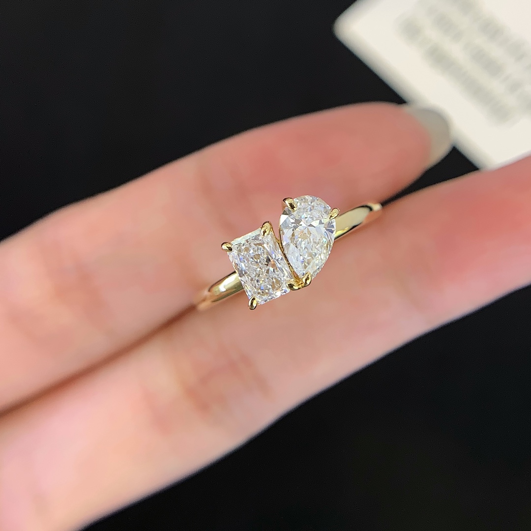 Solid 18K Yellow Gold 5 Prongs Setting VVS Lab Diamond Engagement Ring Fine Jewelry 1.62 CT Pear Lab Grown Diamond Ring 5