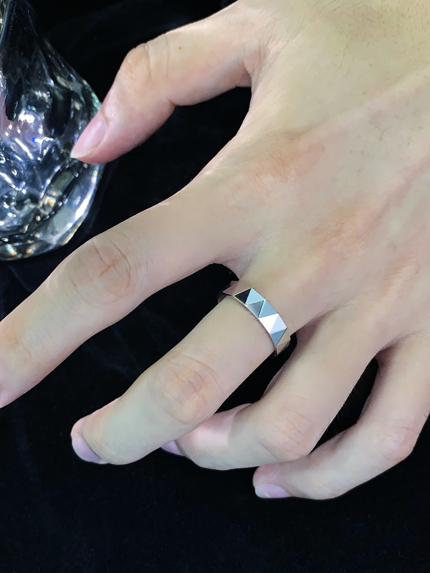 PT950  Unique Niche Couple Ring Fashionable  Diamond-Faced Gold Fine Jewelry Men Wedding Couple Ring 6